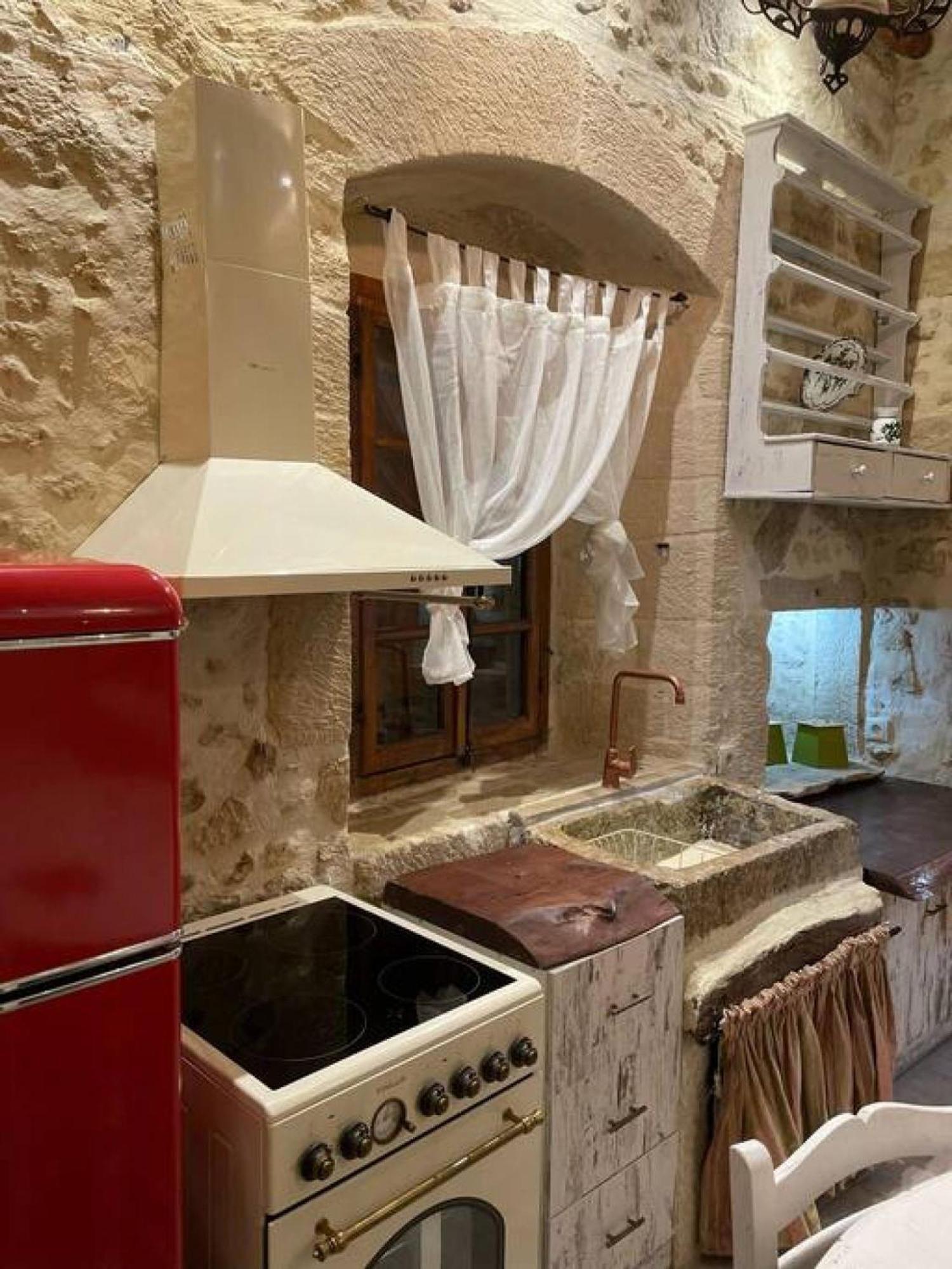 Village Little House At Roustika Bagian luar foto
